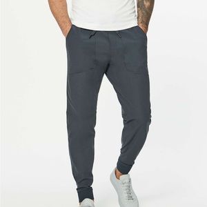 Mens lululemon ABC warpstream joggers size M.